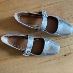 Dolce vita silver ballet flats